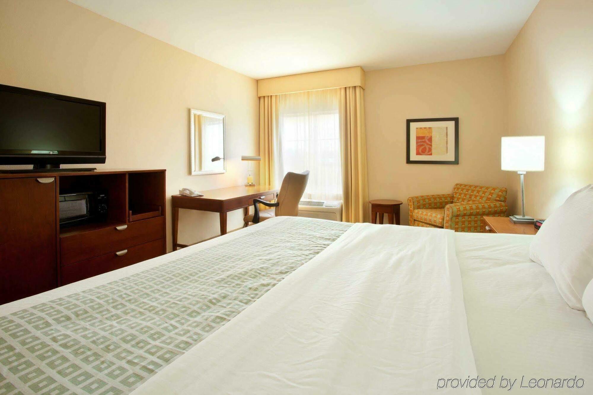 La Quinta By Wyndham Biloxi Hotel Ngoại thất bức ảnh